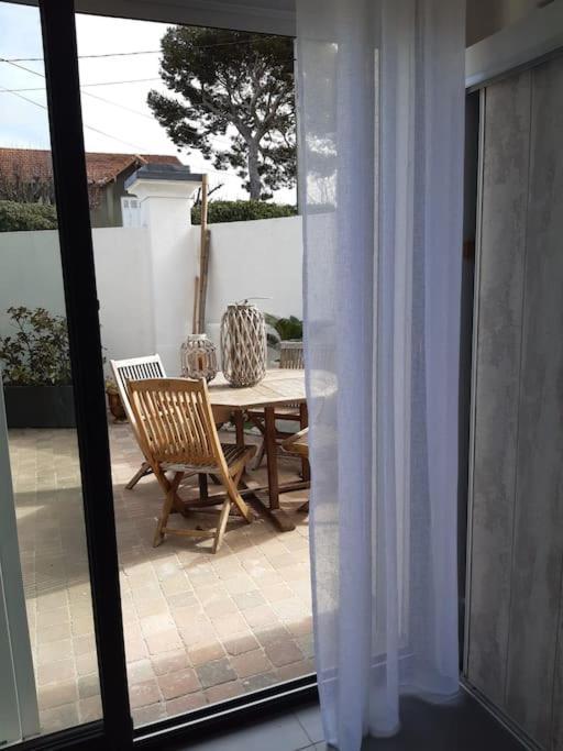 Grand Studio Avec Patio Marselha Exterior foto